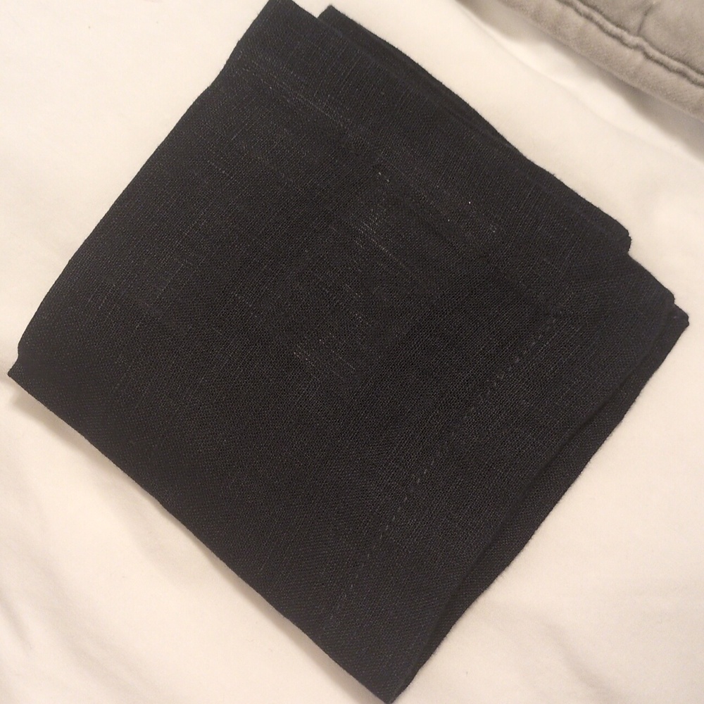 Crate and Barrel Linen Cocktail Napkins set of 12 Deep Indigo